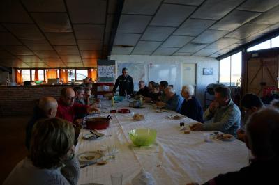 les nouveaux font connaissance avec les plus anciens