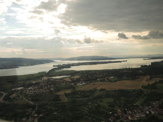 En approche sur EDTZ, vue sur Reichenau