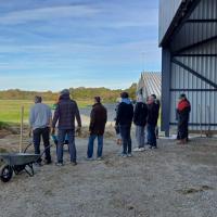 Tu la tires ou tu la pointes ?