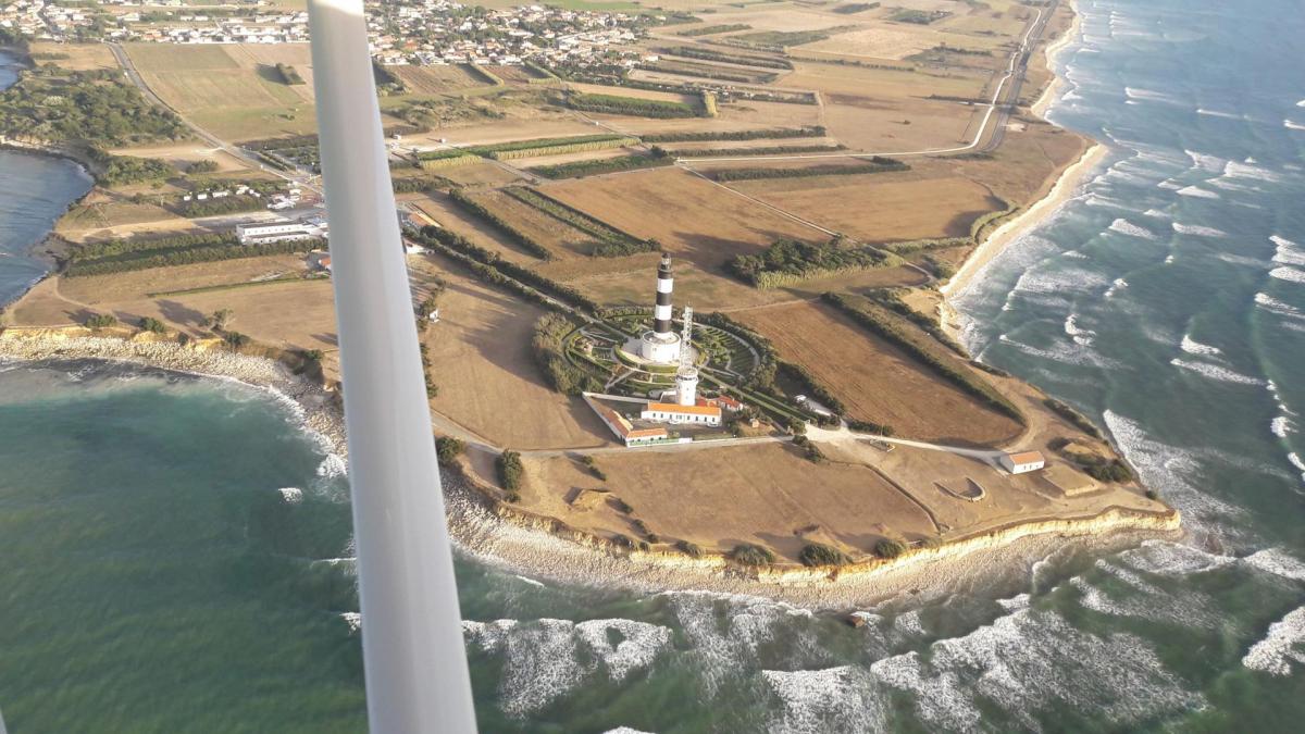 Phare de 2 1