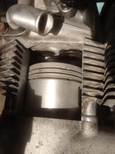 Piston dans cylindre